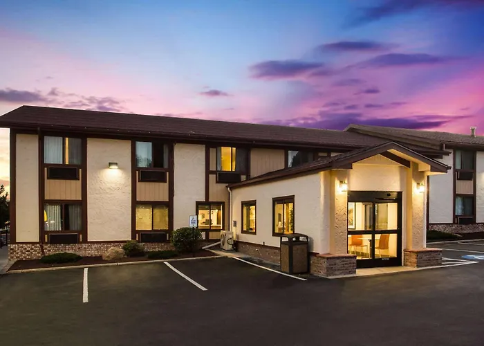 Super 8 By Wyndham 3*
