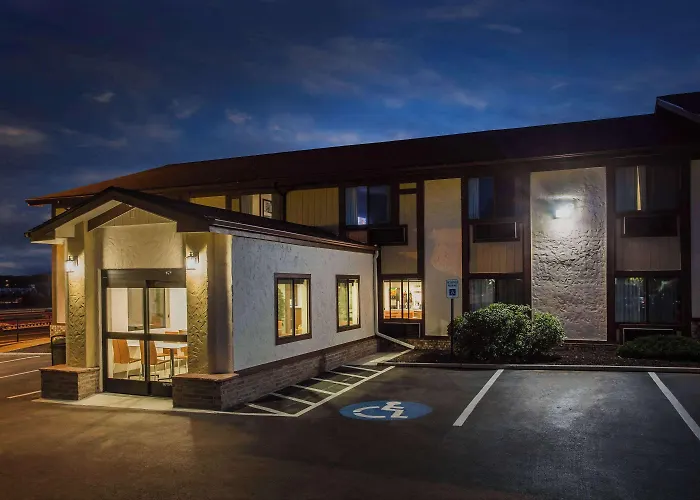 Super 8 By Wyndham 3*